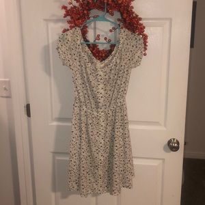 Floral dress, can go off shoulder